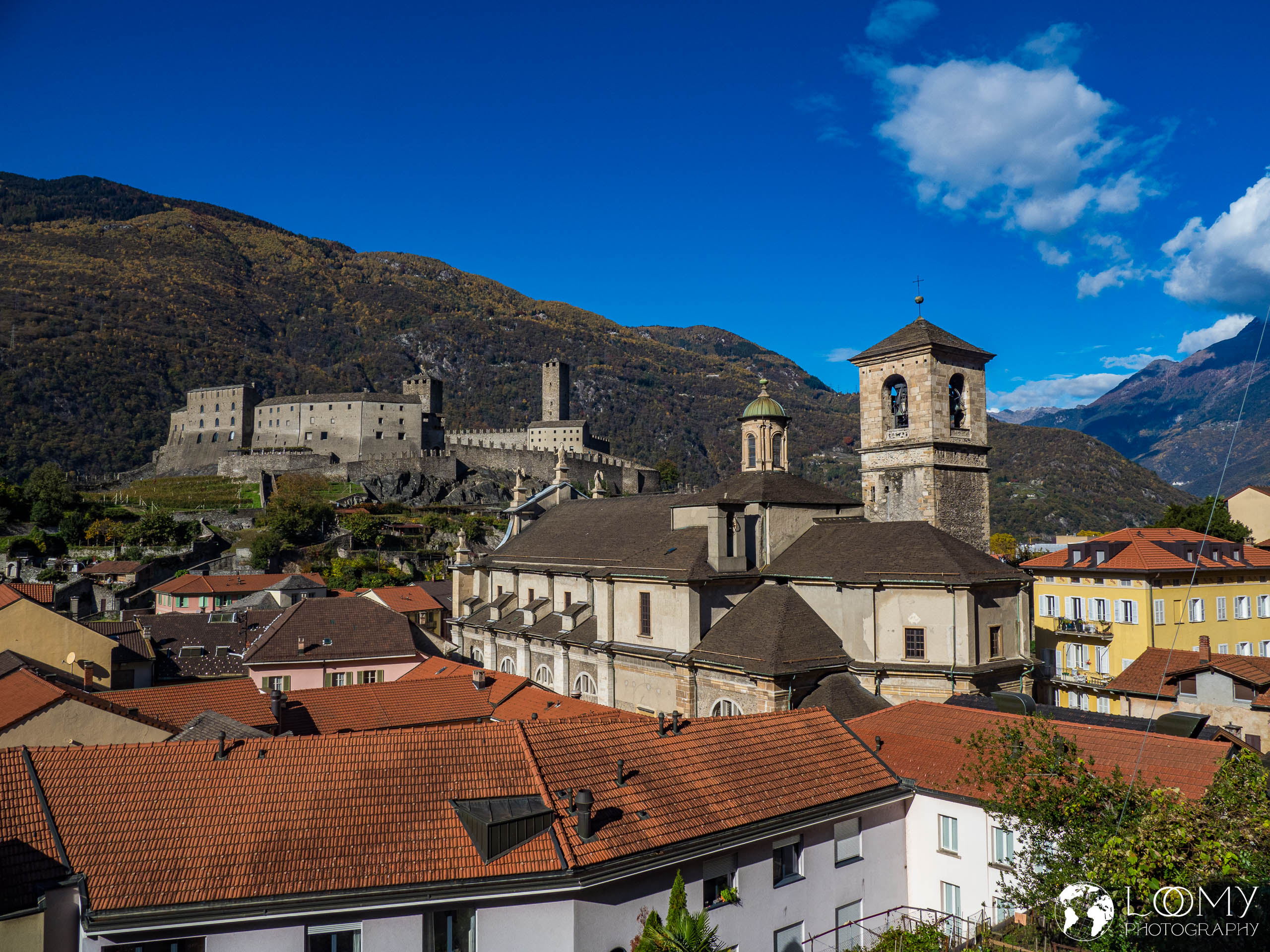 Stiftskirche St. Peter und Stefan mit Castelgrande