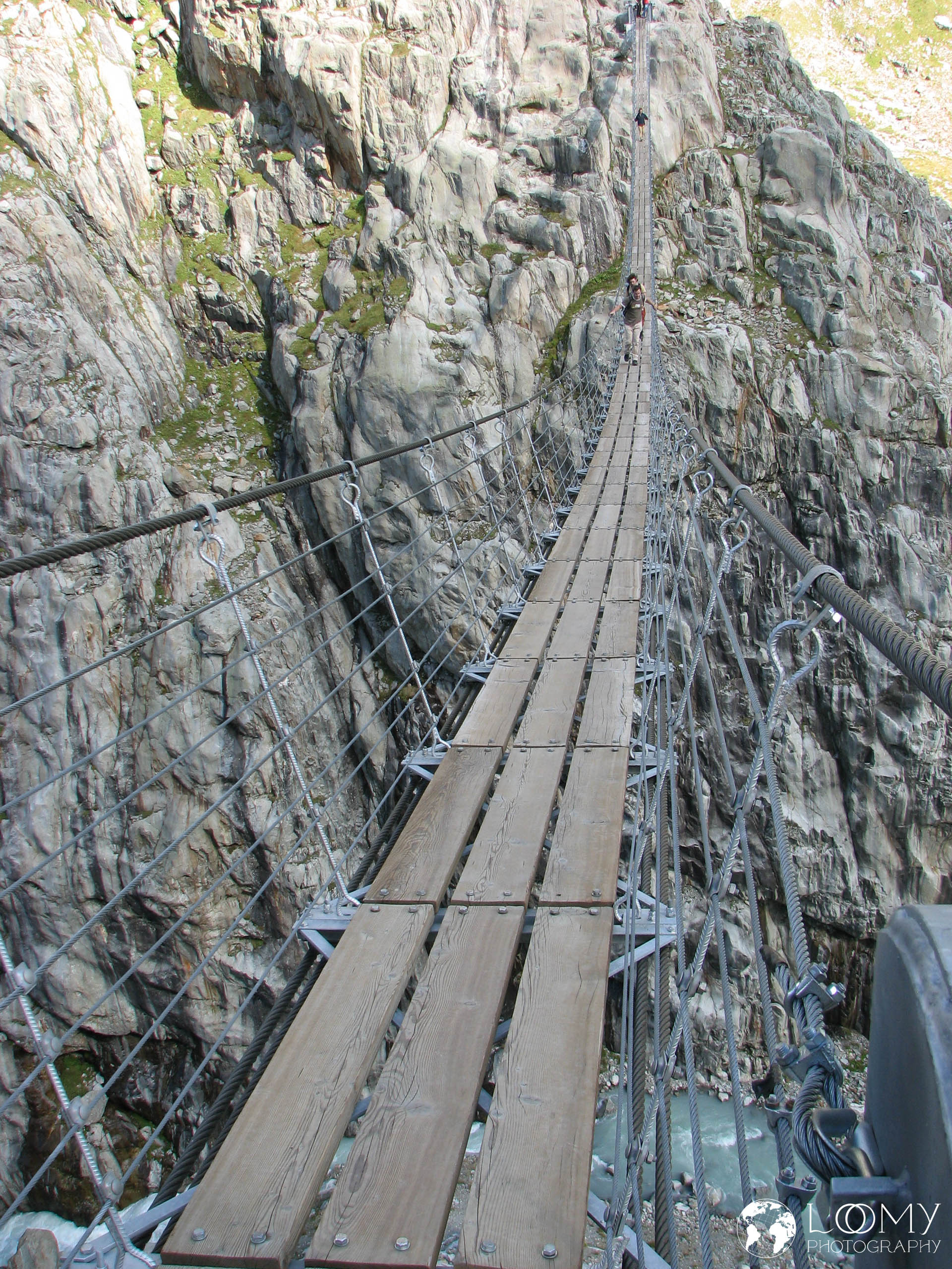 Hängeseilbrücke (102m lang)