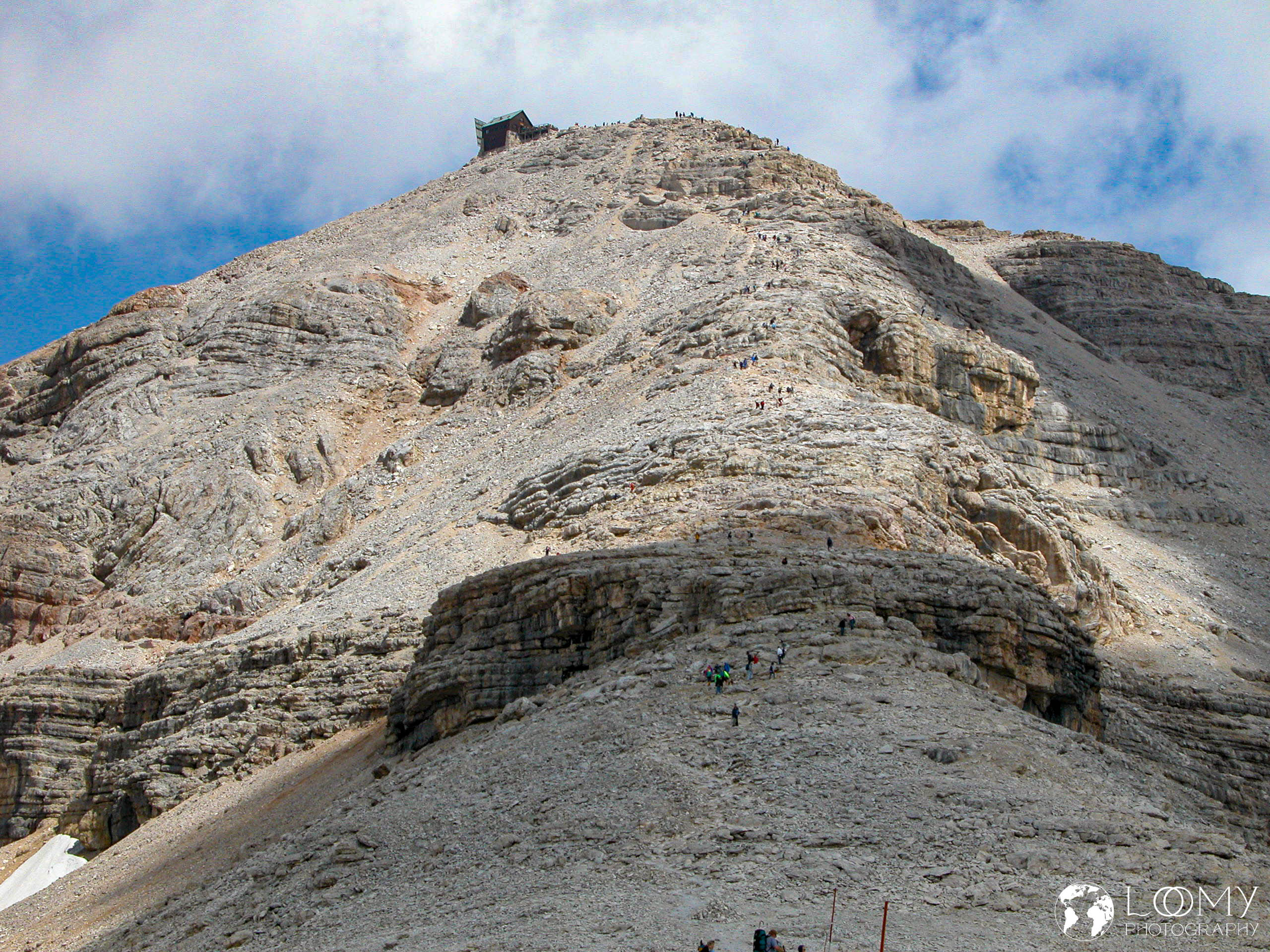 Piz Boe mit Hütte