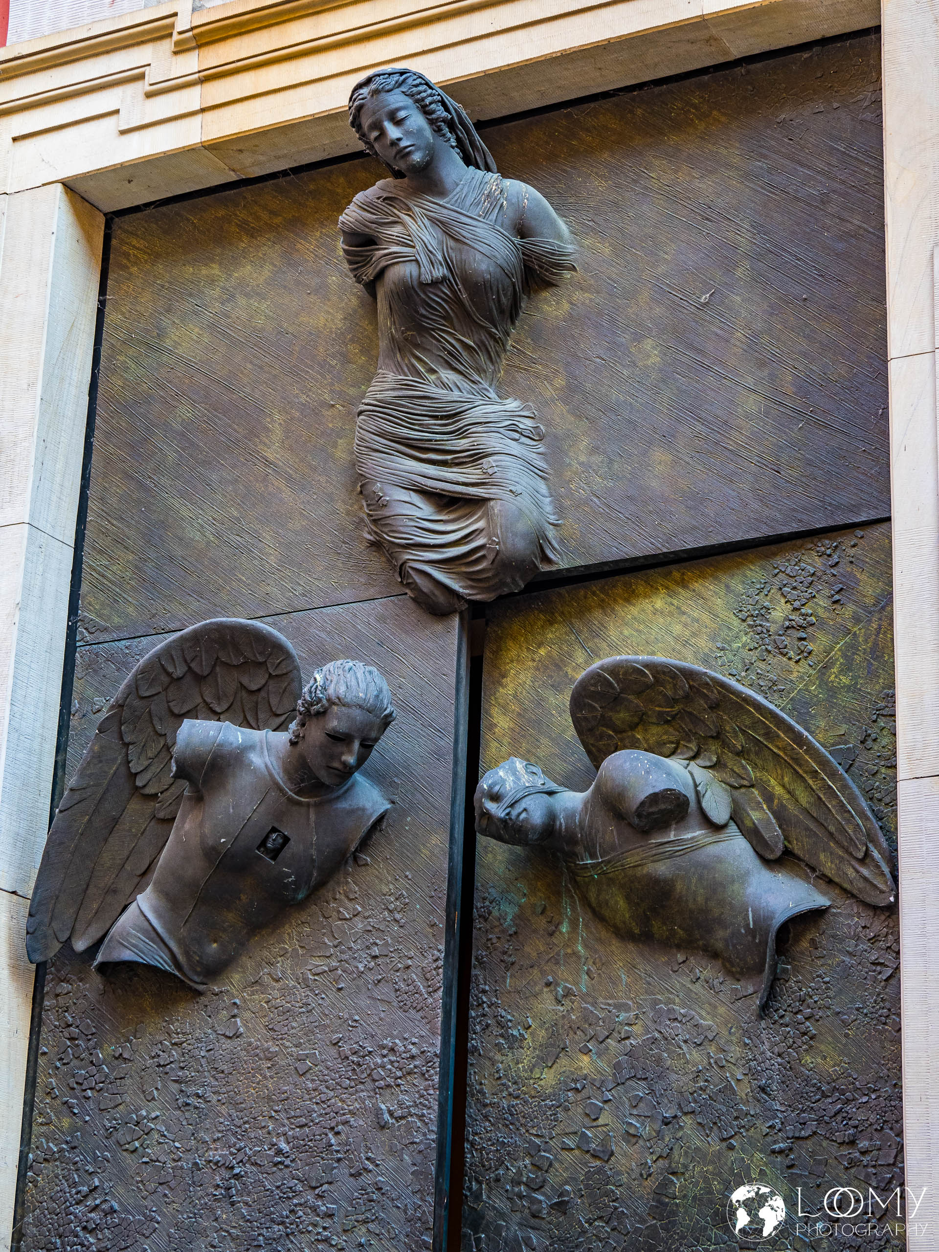 Angel Door von Igor Mitoraj